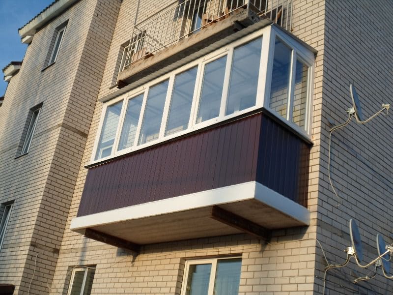 внешняя отделка балкона в Томске и Северске